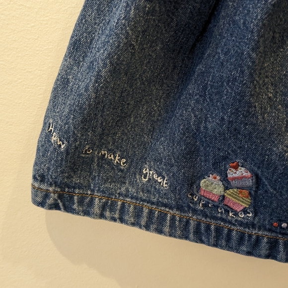 Retro Oshkosh Jumper - Picture 5 of 10